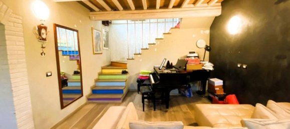 3 Schlafzimmer Haus in Vinci, Italy, Nr. 375721 2