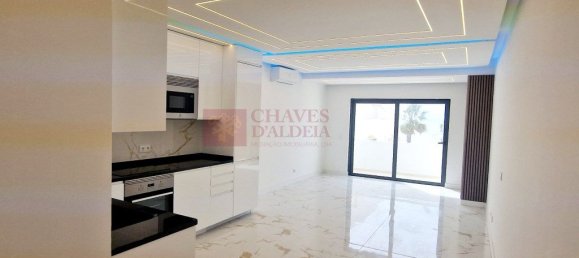 2 chambres Appartement à Quarteira, Portugal No. 97550 4