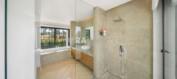 5 bedrooms House in Almada, Portugal No. 99950 19