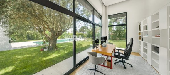 5 bedrooms House in Almada, Portugal No. 99950 23