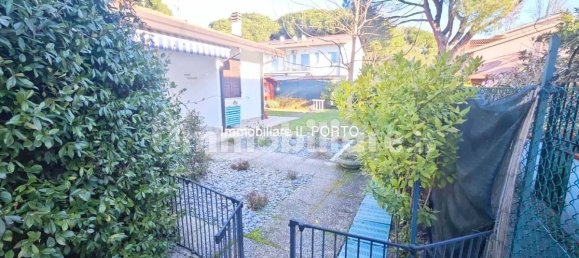 2 bedrooms House in Comacchio, Italy No. 207168 18