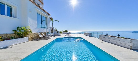 257m² Villa in Altea, Spain No. 14396 3