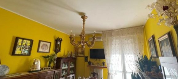 3 rooms Apartment in Casteggio, Italy No. 180044 10