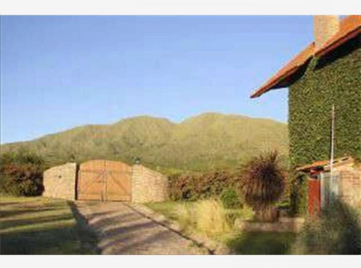 560m² Hotel in Cordoba, Argentina No. 24951