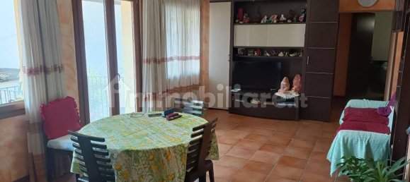 3 Schlafzimmer Haus in Arcisate, Italy, Nr. 12417 2
