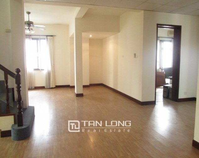 3 bedrooms Apartment in Dong Da, Vietnam No. 3489