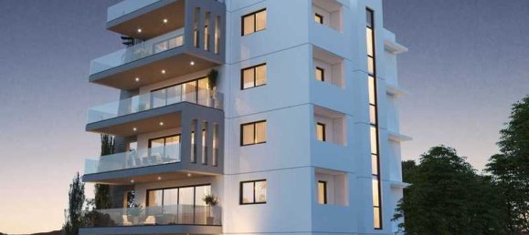 3 bedrooms Apartment in Nicosia, Cyprus No. 8252 3