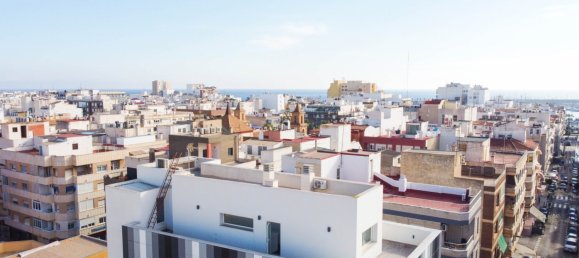 3 bedrooms Commercial property in Torrevieja, Spain No. 4540 2