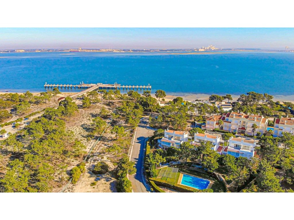 1553m² Land in Grandola, Portugal No. 131887