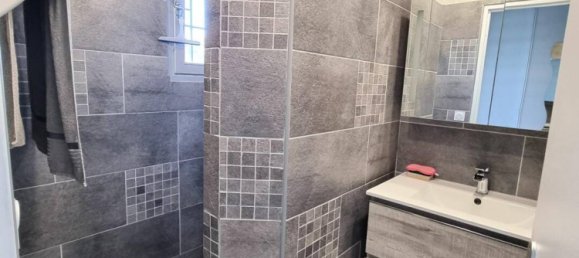 2 bedrooms House in Meschers-sur-Gironde, France No. 113953 7