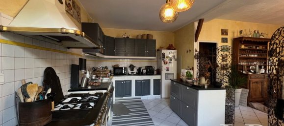 11 rooms House in Soissons, France No. 160846 9