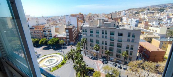 3 bedrooms Apartment in Almeria, Spain No. 168648 2