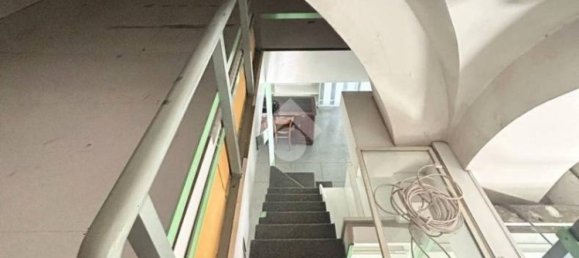 Коммерческая недвижимость с 2 комнатами в Сарцана, Италия № 74385 11