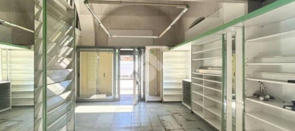 Коммерческая недвижимость с 2 комнатами в Сарцана, Италия № 74385 20