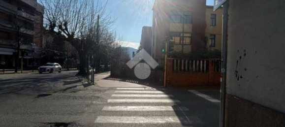 Коммерческая недвижимость с 2 комнатами в Сарцана, Италия № 74385 22