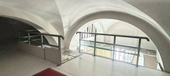 Коммерческая недвижимость с 2 комнатами в Сарцана, Италия № 74385 7