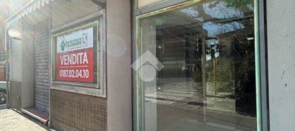 Коммерческая недвижимость с 2 комнатами в Сарцана, Италия № 74385 27