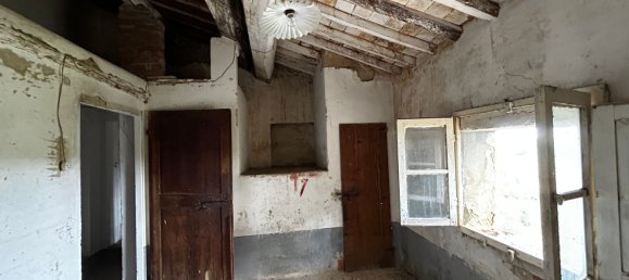 8 rooms House in Terricciola, Italy No. 103008 17