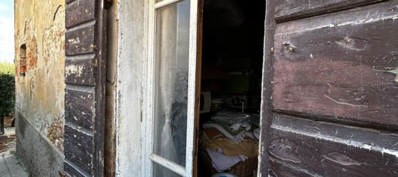 8 rooms House in Terricciola, Italy No. 103008 19