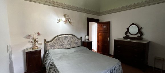 8 rooms House in Terricciola, Italy No. 103008 8