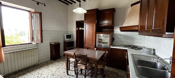 8 rooms House in Terricciola, Italy No. 103008 23