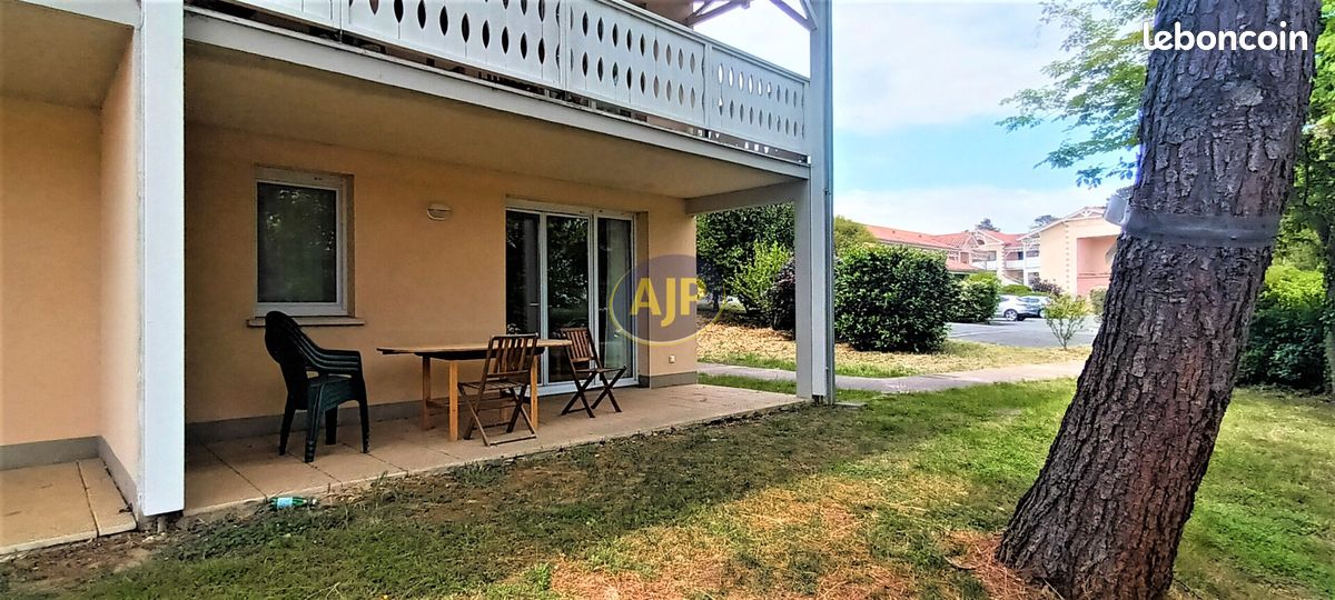 Apartamento de 2 dormitorios en Soulac-sur-Mer, France No. 103104