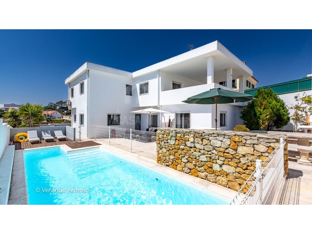 4 bedrooms House in Ericeira, Portugal No. 250050