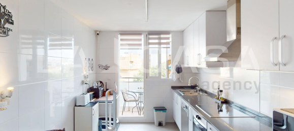 2 bedrooms Apartment in Paterna, Spain No. 161440 3