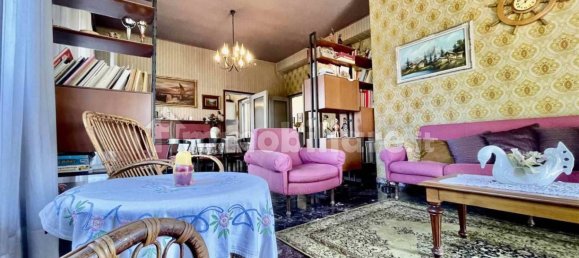 Вилла с 6 спальнями в Марьяно Коменсе, Италия № 176297 21