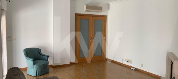 3 bedrooms Apartment in Lisbon, Portugal No. 10771 20