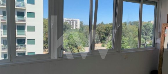 3 bedrooms Apartment in Lisbon, Portugal No. 10771 22