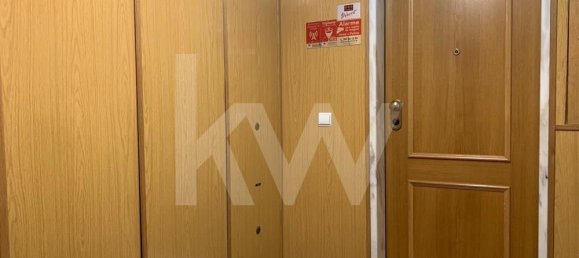 3 bedrooms Apartment in Lisbon, Portugal No. 10771 2