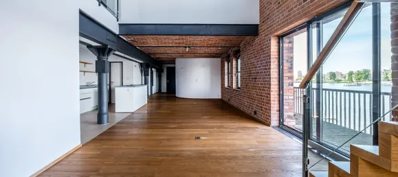 Dúplex de 3 dormitorios en Friedrichshain, Germany No. 39352 7