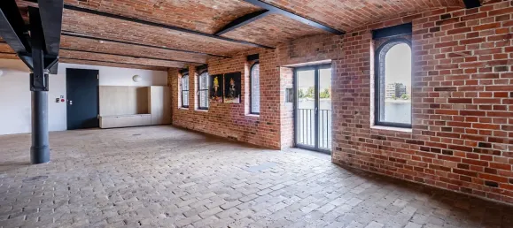 Dúplex de 3 dormitorios en Friedrichshain, Germany No. 39352 23