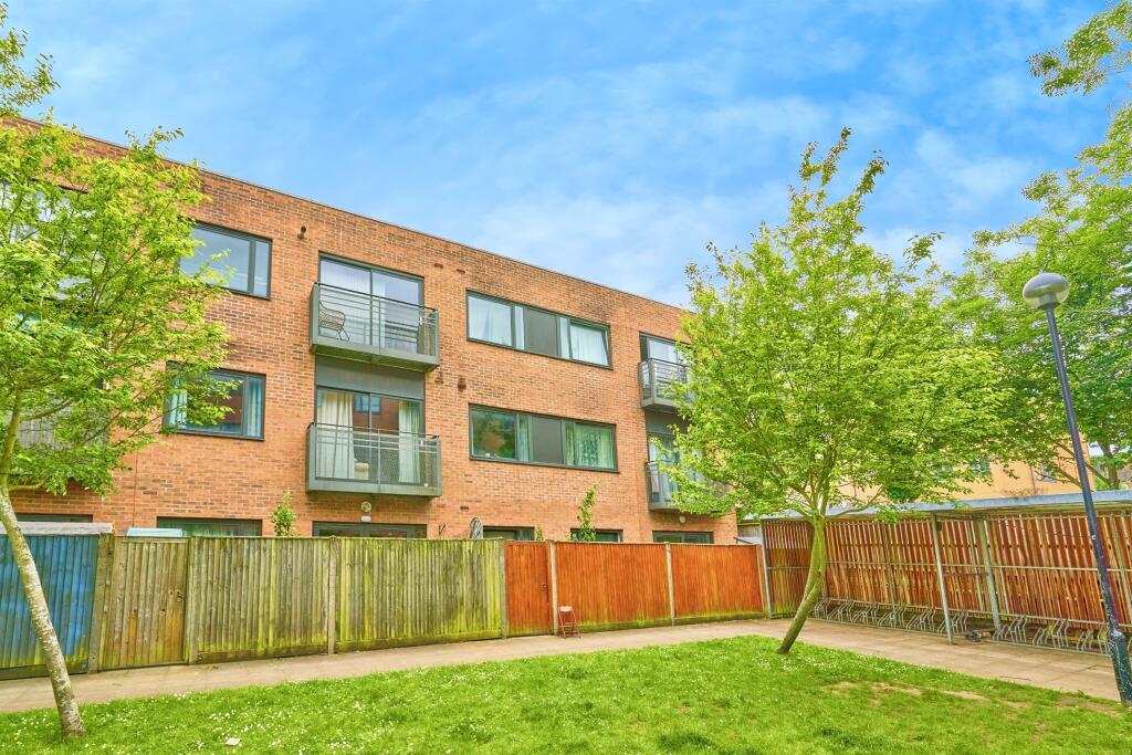 2 bedrooms Apartment in Harrow, United Kingdom No. 6361