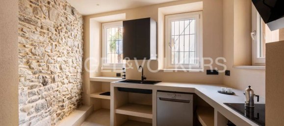 Дом с 2 спальнями в Орта Сан Джулио, Италия № 132710 3