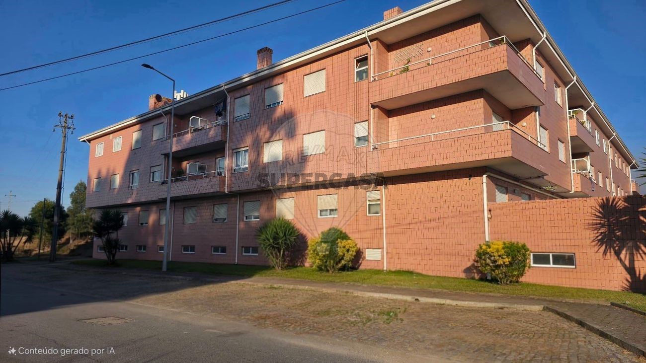 Квартира с 2 спальнями в Вила Нова ди Гая, Португалия № 223294