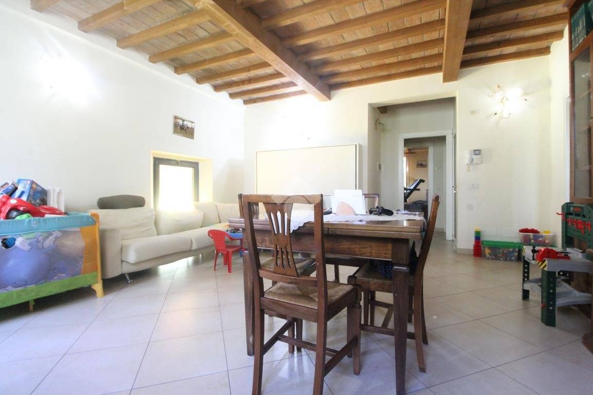 3 bedrooms Duplex in Modena, Italy No. 380471