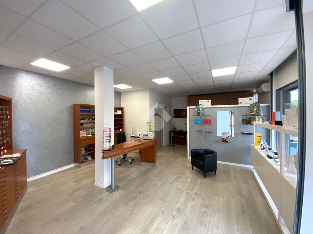 1-Zimmer Gewerbliche Immobilie in Padua, Italy, Nr. 76384