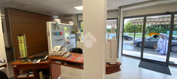 1-Zimmer Gewerbliche Immobilie in Padua, Italy, Nr. 76384 9