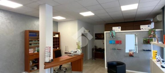 1-Zimmer Gewerbliche Immobilie in Padua, Italy, Nr. 76384 12