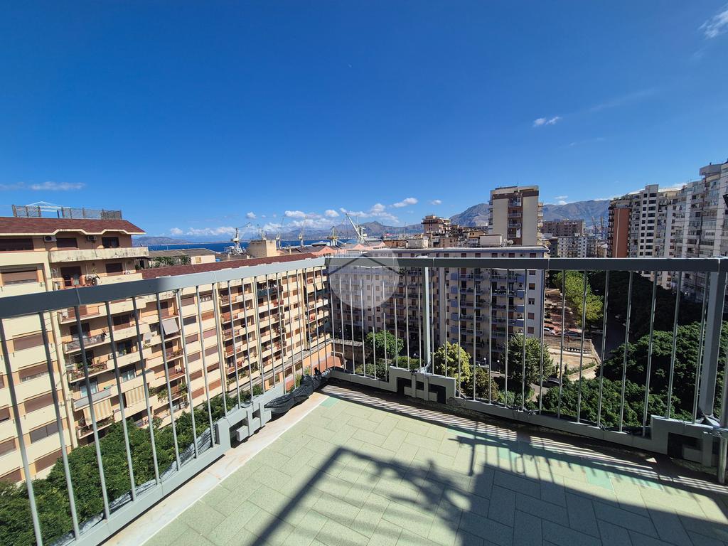 1 Schlafzimmer Wohnung in Palermo, Italy, Nr. 347381