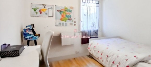 Apartamento de 2 dormitorios en Rosny-sous-Bois, France No. 147129 4