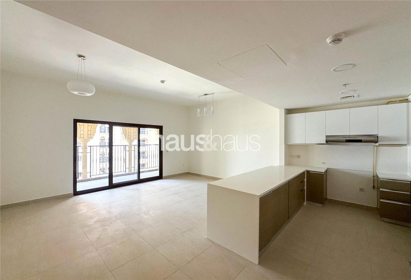 Apartamento T3 em Jumeirah Golf Estates, UAE N.º 100222