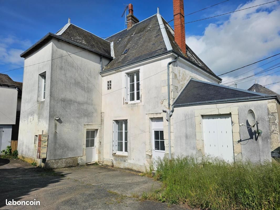 Casa de 4 dormitorios en Savigny-sur-Braye, France No. 64269