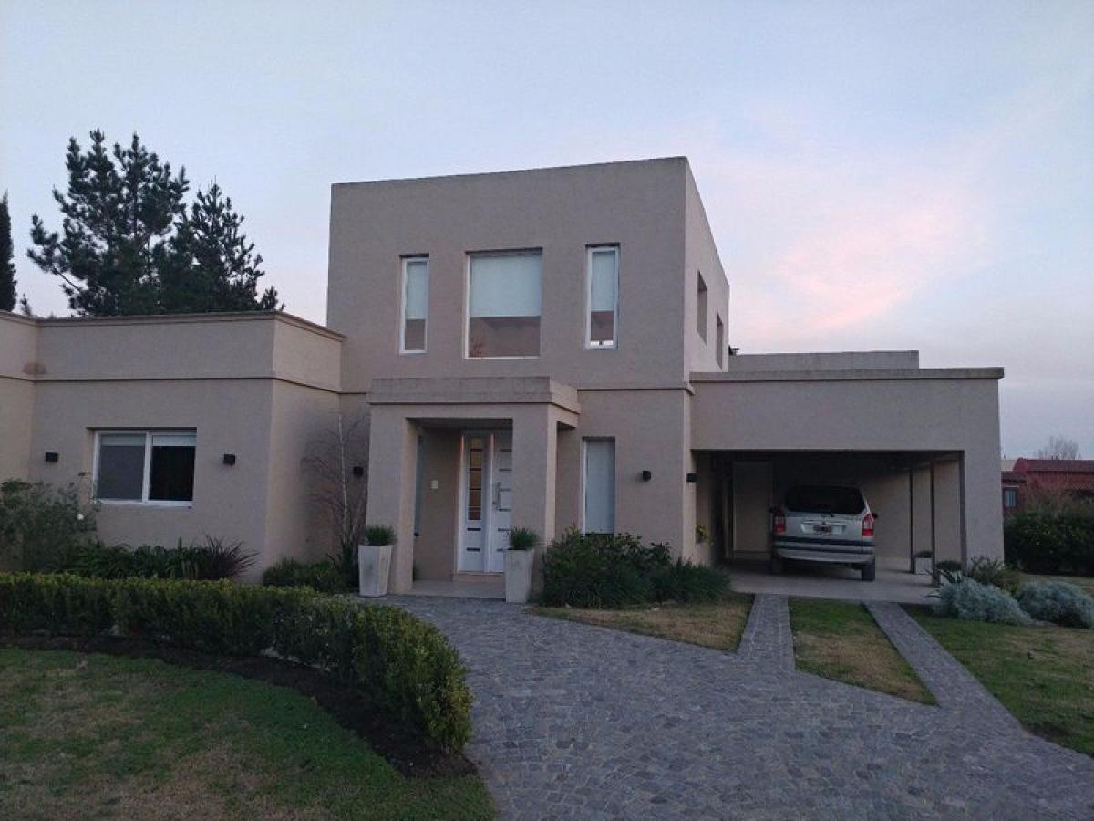 3 Schlafzimmer Haus in Buenos Aires, Argentina, Nr. 80330