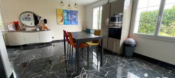 4 Schlafzimmer Haus in Tours, France, Nr. 222535 9