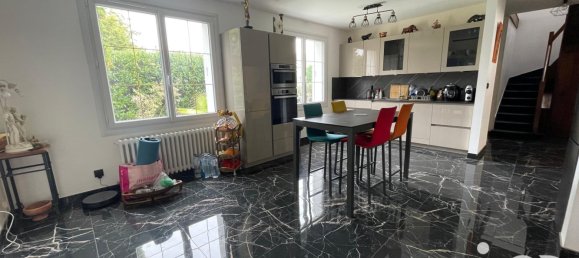 4 Schlafzimmer Haus in Tours, France, Nr. 222535 5