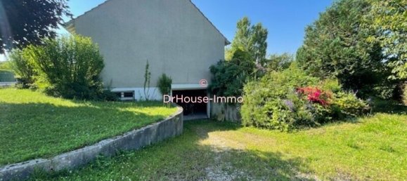 Casa de 4 dormitorios en Treuzy-Levelay, France No. 170433 3