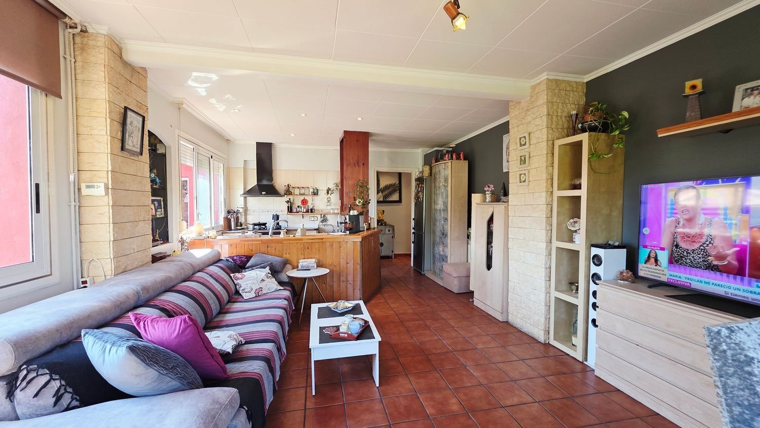 Casa de 6 dormitorios en Olesa de Bonesvalls, Spain No. 172109